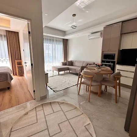 Ocean - Luxury, Comfort & Pool Views * アランヤ