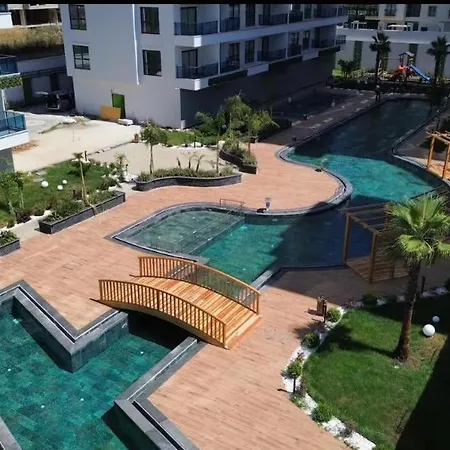 Ocean - Luxury, Comfort & Pool Views アパート *